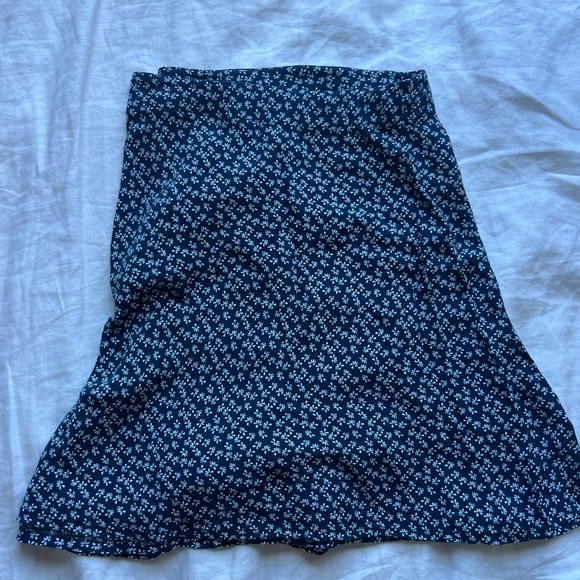 Tie wrap skirt - Picture 2 of 3